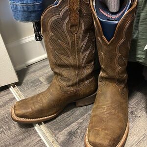Square toe cowboy boots